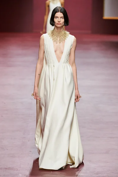 Look 82